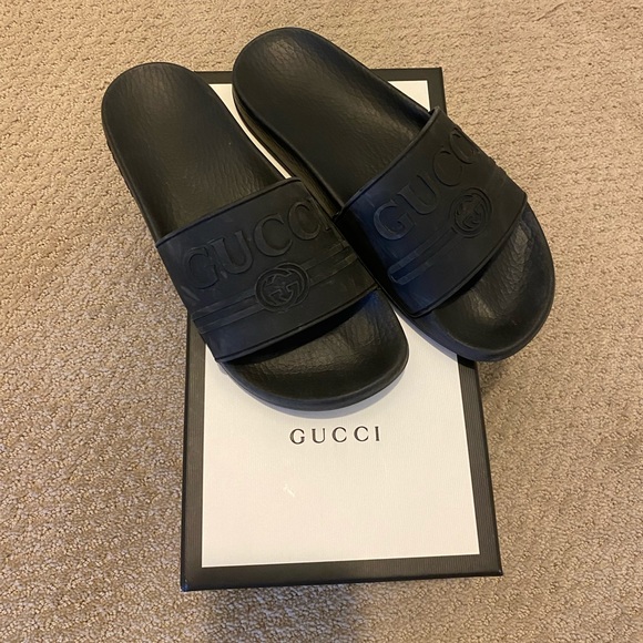 Gucci pool slides - Picture 1 of 7